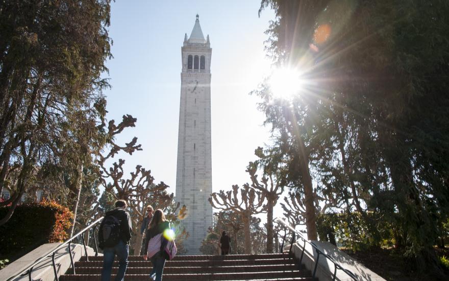 Students walking up the steps to the Campanile on campus. (Photo /Keegan Houser)